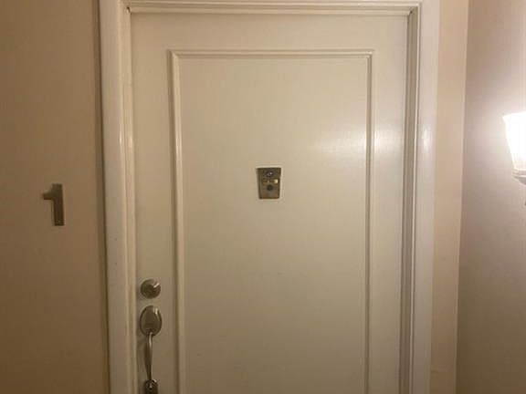 2nd image of 115 Biscayne Dr NW APT B1
