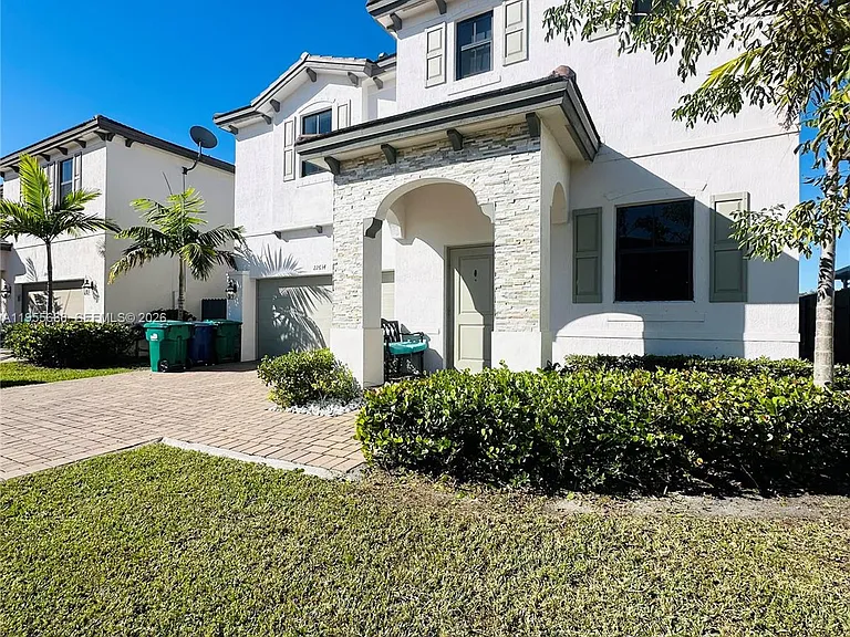 22634 SW 131st Pl — Photo 2