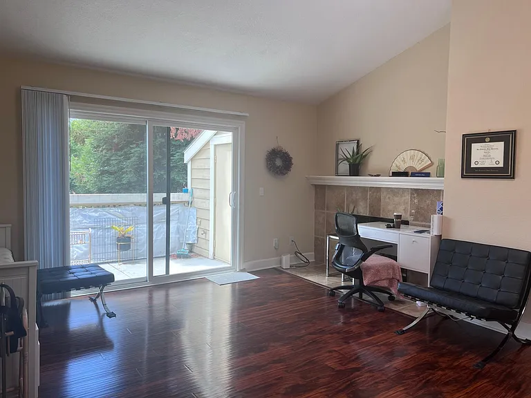 355 Eastridge Dr — Photo 5