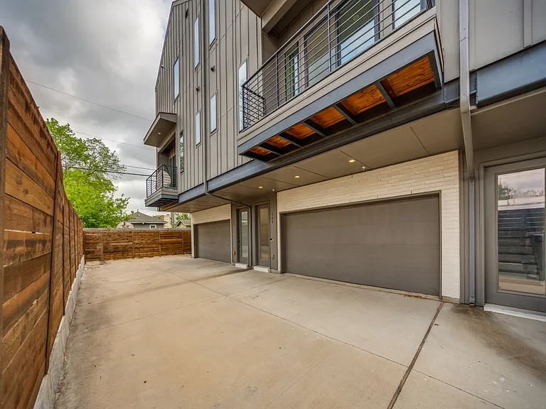 5515 Bryan Pkwy #104 — Photo 17
