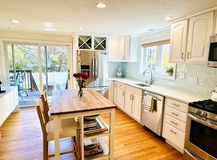 292 North St, Walpole, MA 02081