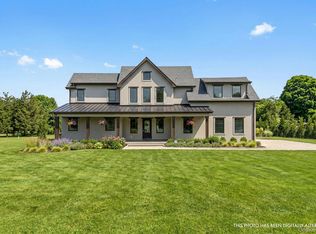 2045 Willow Dr, East Marion, NY 11939