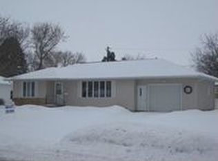 1244 Main St, Jesup, IA 50648