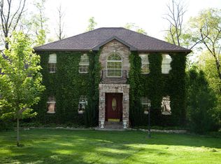 233 Fawn Meadows Dr, Linn Creek, MO 65052