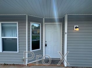 405 Park St #D, Springdale, AR 72764