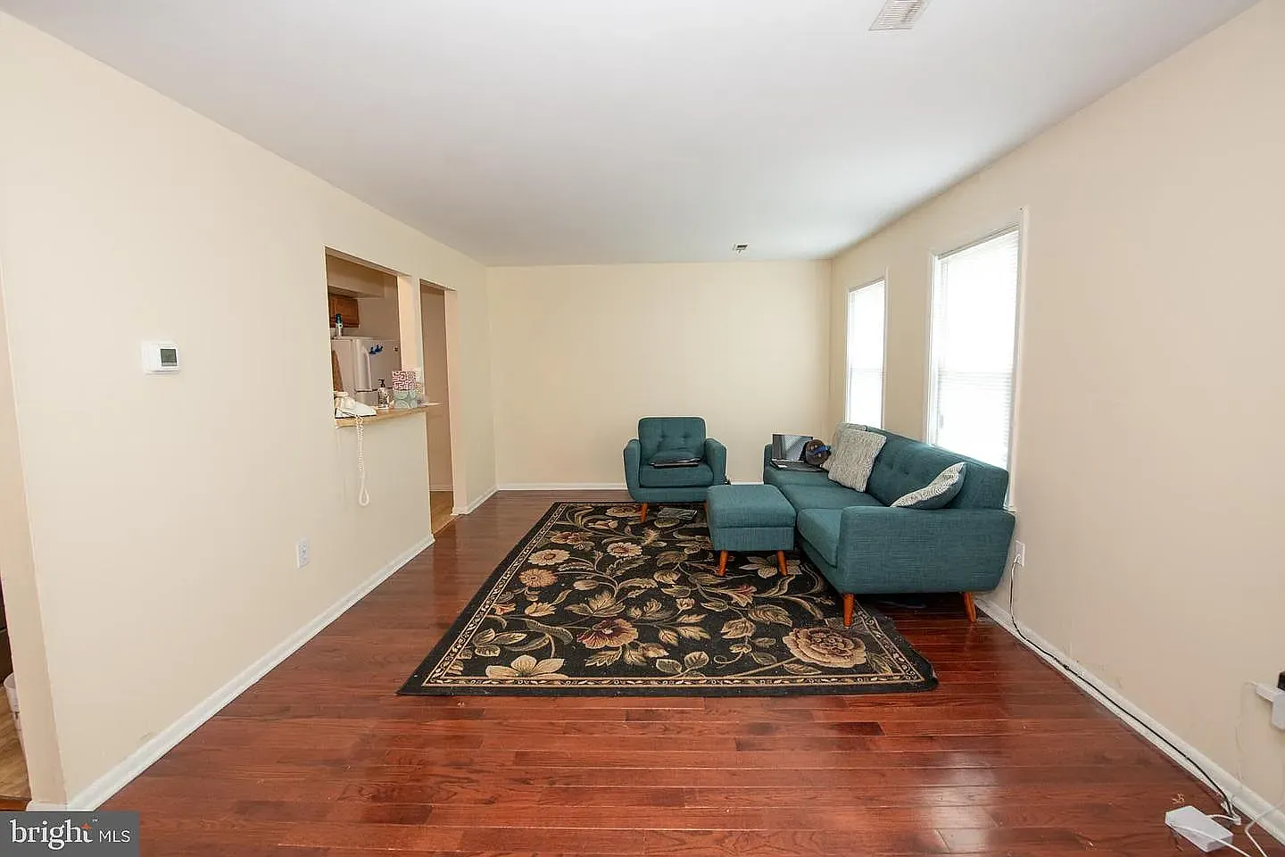 2 bed, 1000 sqft, $1,750 — Photo 4