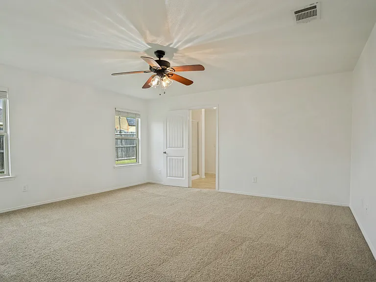 1106 Nickel St — Photo 15