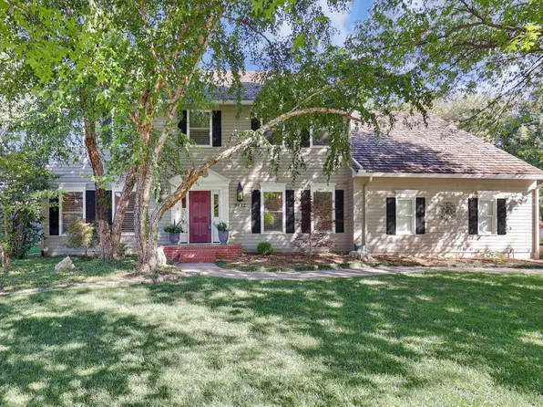 9442 E Cross Creek Ct, Wichita, KS 67206