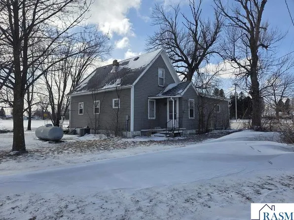 110 3rd St, Frost, MN 56033