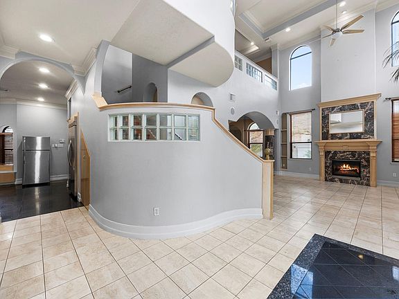 4th image of 4039 Browning St