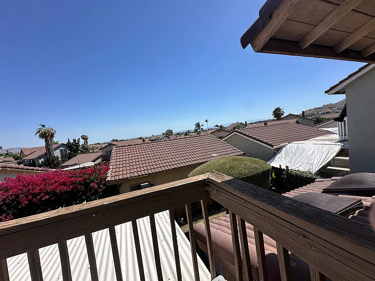 23689 Parkland Ave — Photo 24
