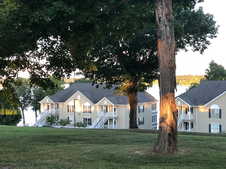 1st image of 684 Moon Bay Dr Unit 5