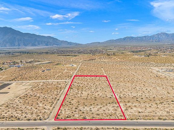 2nd image of 6 Long Canyon Rd