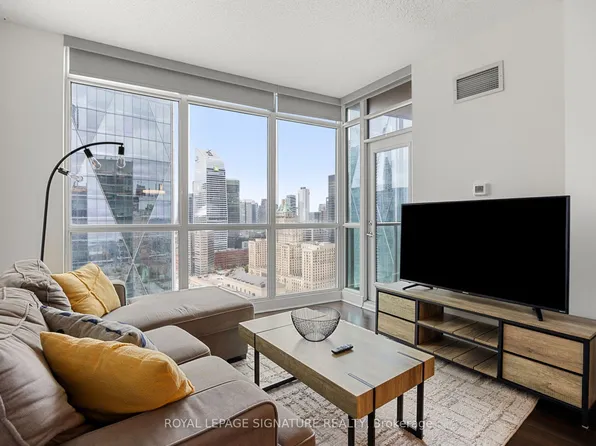 18 Yonge St #3602, Toronto, ON M5E 1Z8