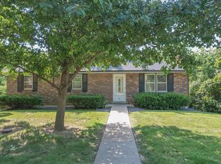 131 Crescent Dr, Jefferson City, MO 65109