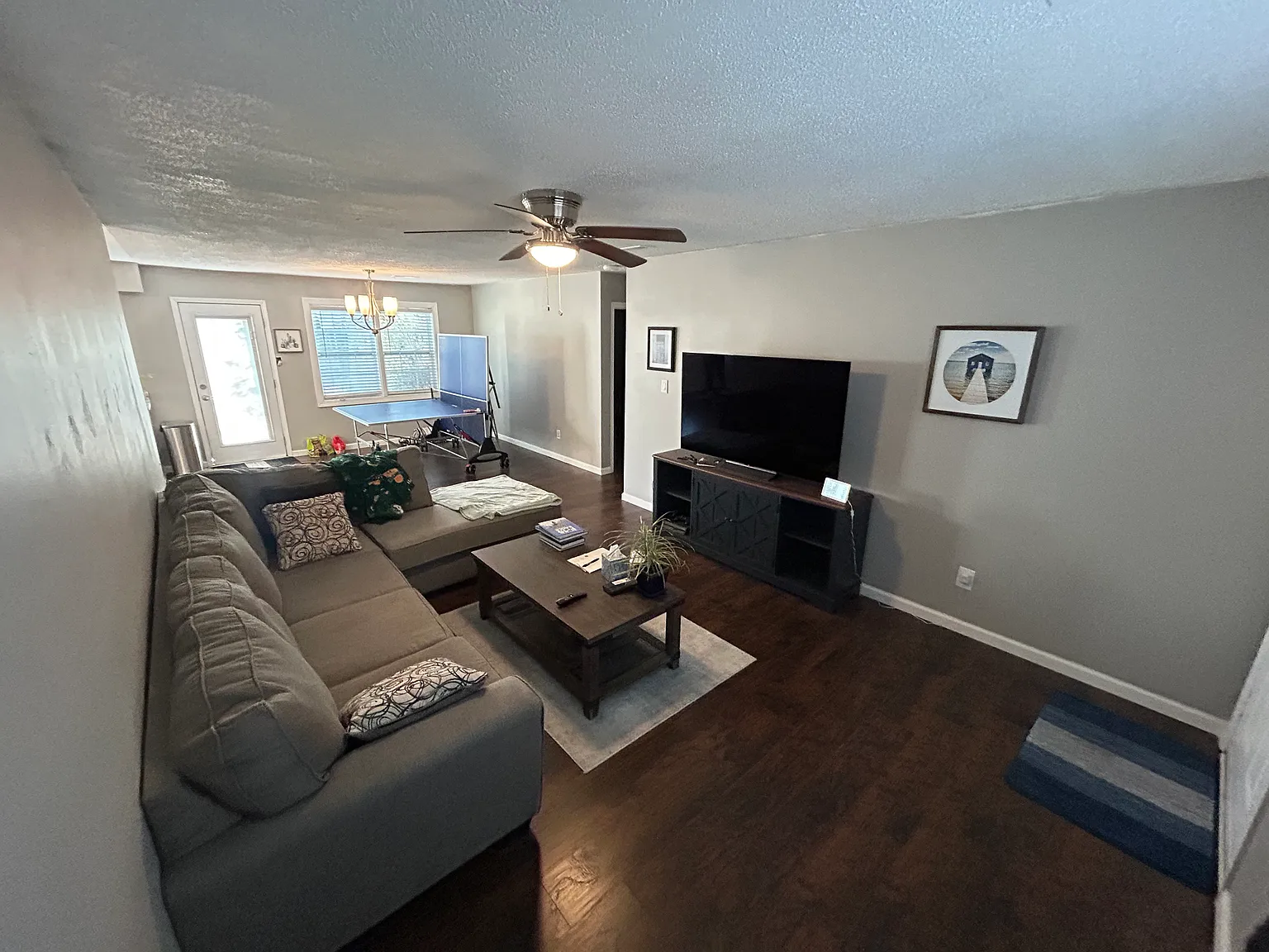 2 bed, 1041 sqft, $2,100 — Photo 1