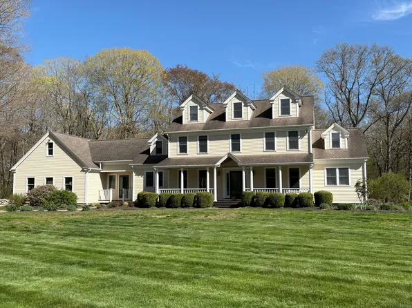 38 Fenner Lane, Stonington, CT 06378