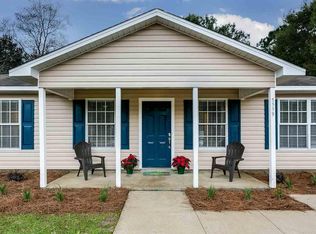 5559 Woodcrest Dr, Milton, FL 32583