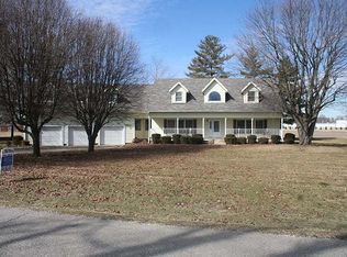 1205 N Fort Wayne Rd, Rushville, IN 46173