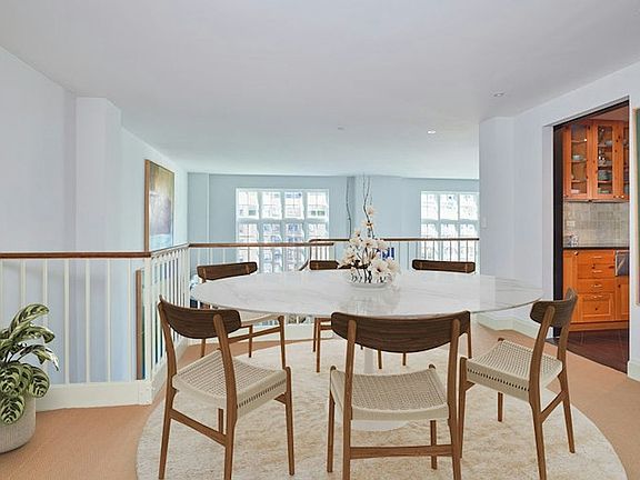 3rd image of 170 E 78th St #9/10F