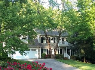 9 Ivy Brook Ct, Greensboro, NC 27407