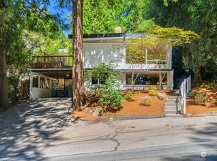 4022 NE 110th St, Seattle, WA 98125