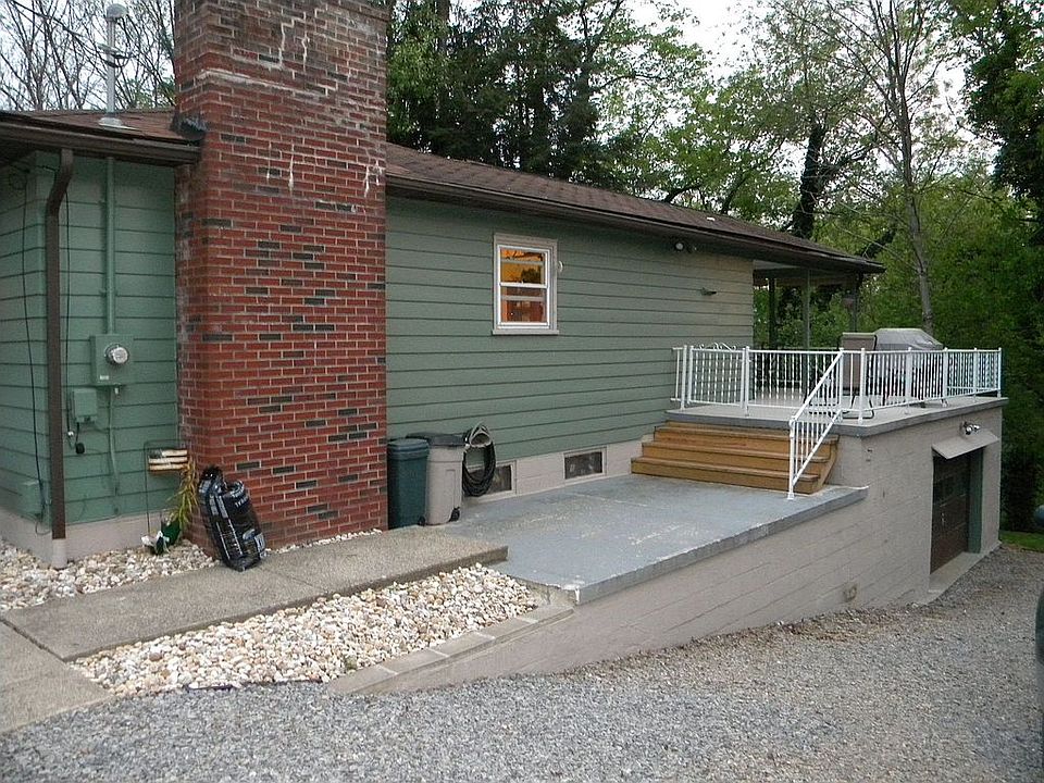 Driveway Side view