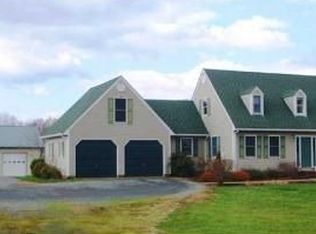 1146 Orange Rd, Pratts, VA 22731