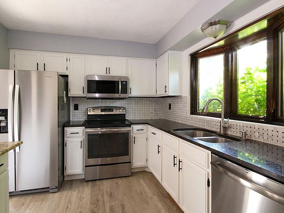 2nd image of 3953 Orchid Ln N #1