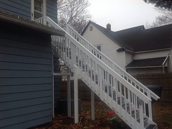 2nd image of 231 S Lyman St