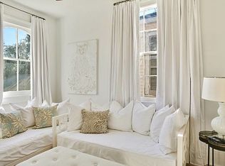 2911 Camp St, New Orleans, LA 70115