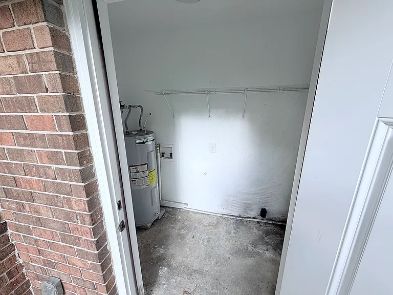 2345 Wyatt St #2345 — Photo 14