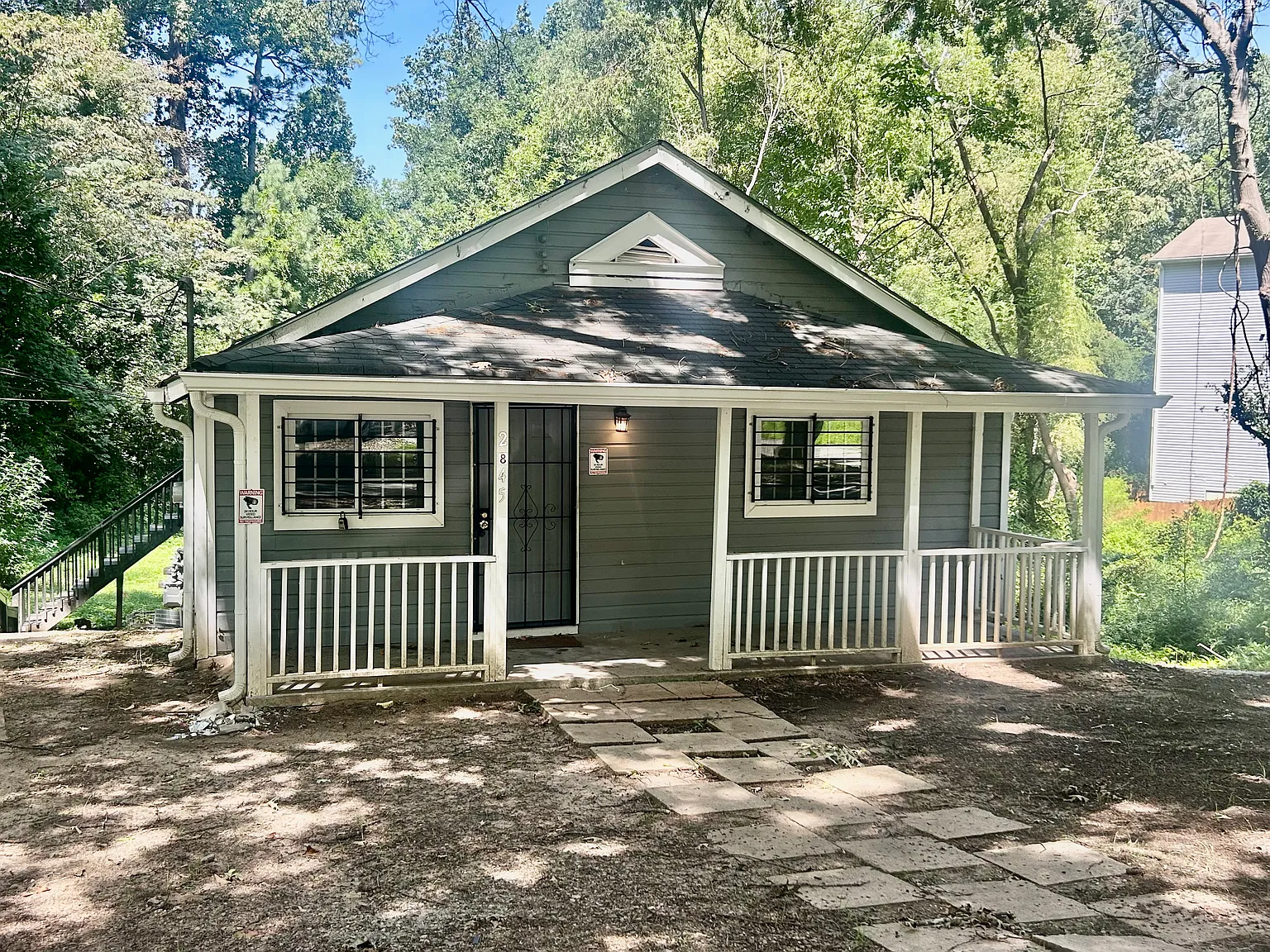 3 bed, 1100 sqft, $1,750 — Photo 1