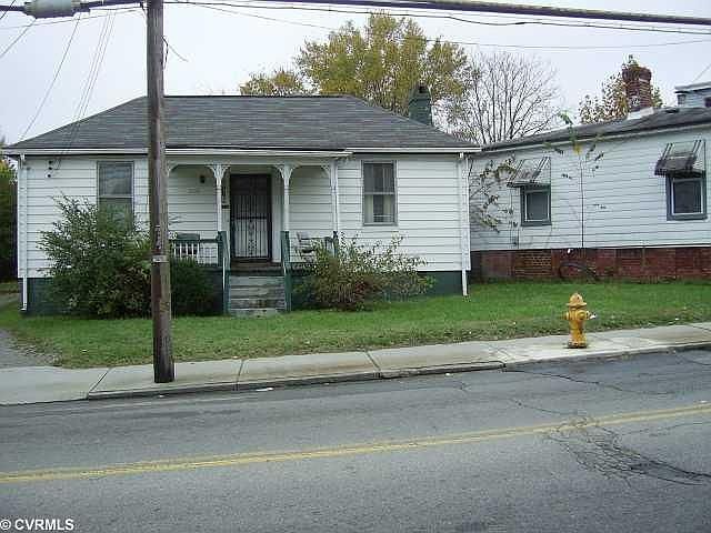 1st image of 816 Halifax St