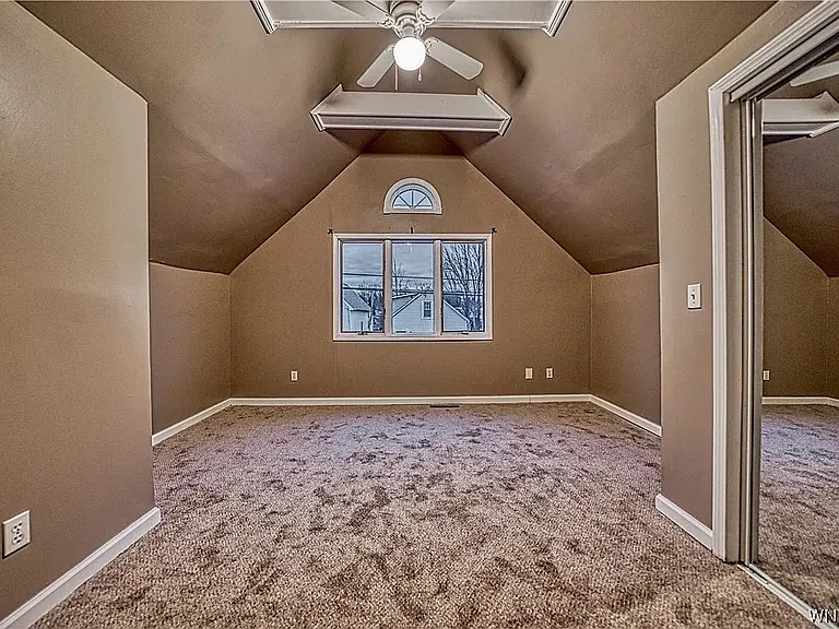 60 Velore Ave — Photo 35