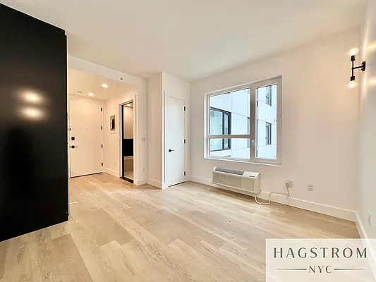 Rented by Hagstrom Management Inc | media 8