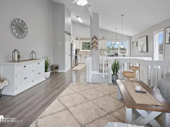 3701 E 20th Ave, Anchorage, AK 99508