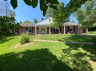 12 Wedgewood Ln, Saint Louis, MO 63141