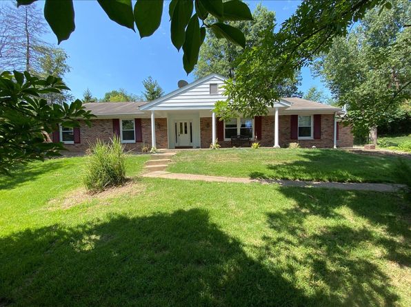 12 Wedgewood Ln