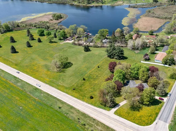 N5019 State Road 22 #110, Manawa, WI 54949