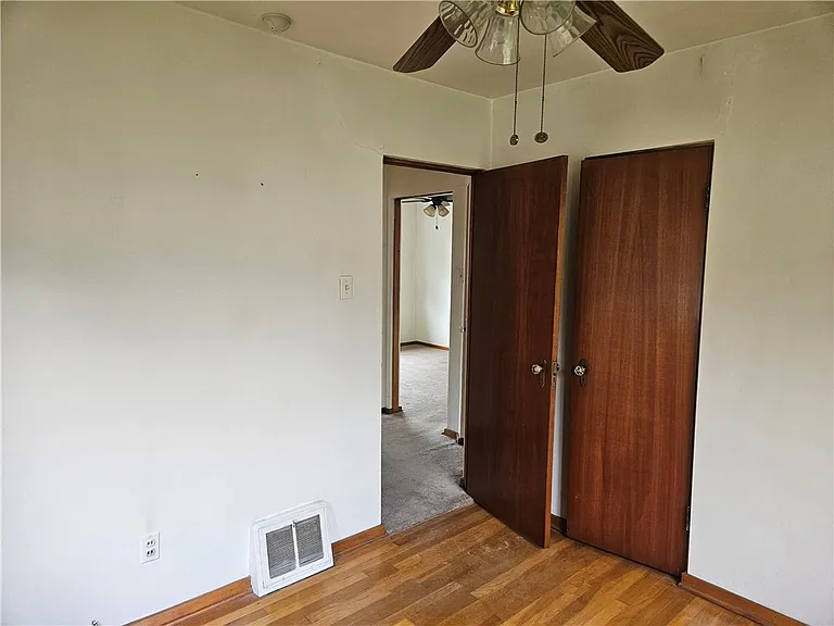 706 Upston St #FRONT — Photo 26