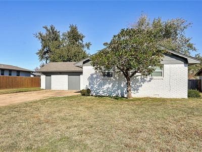 617 Queensboro Pl, Yukon, OK, 73099