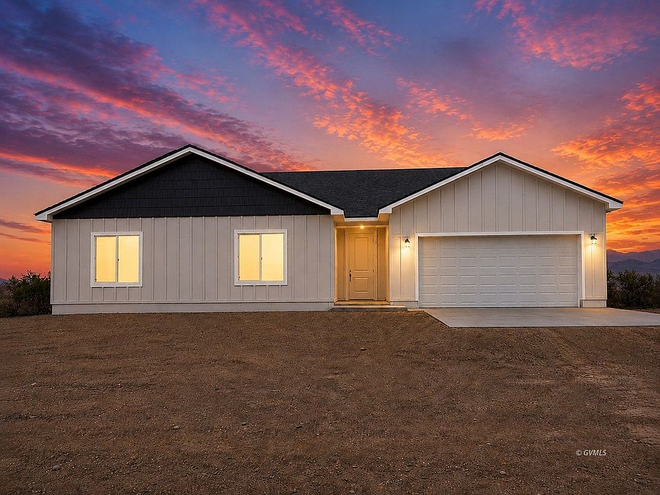1st image of 3602 W Logan Ln