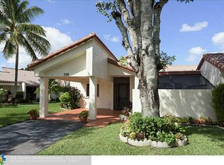 308 Lakeside Ct #202, Sunrise, FL 33326