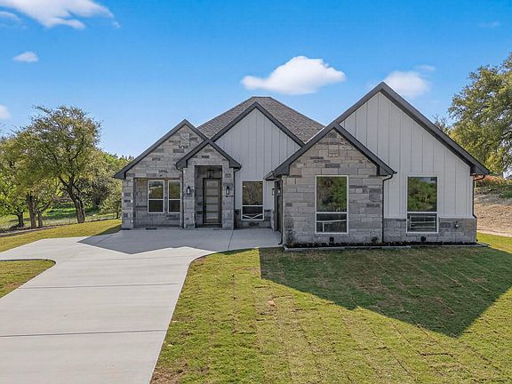 2nd image of 1501 Rider Rd