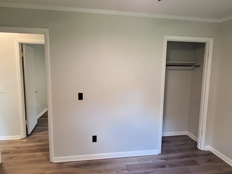 213 Blanton St — Photo 17