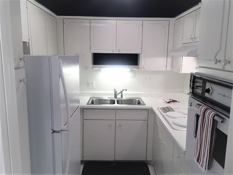 1st image of 2601 Bellefontaine St APT C212