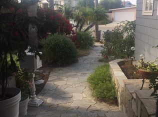 115 Surf Pl, Surfside, CA 90740