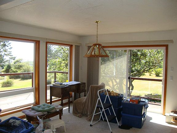 4th image of 152 Redland Ln