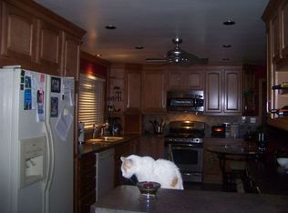 108 W Marilyn Ter, Addison, IL 60101